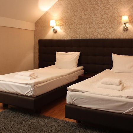 Hotel Oriza グドゥフ エクステリア 写真