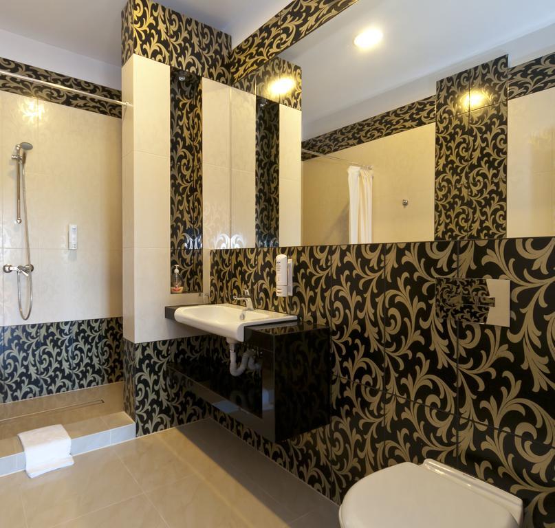 Hotel Oriza グドゥフ エクステリア 写真