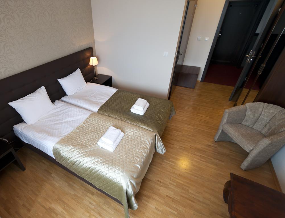 Hotel Oriza グドゥフ エクステリア 写真