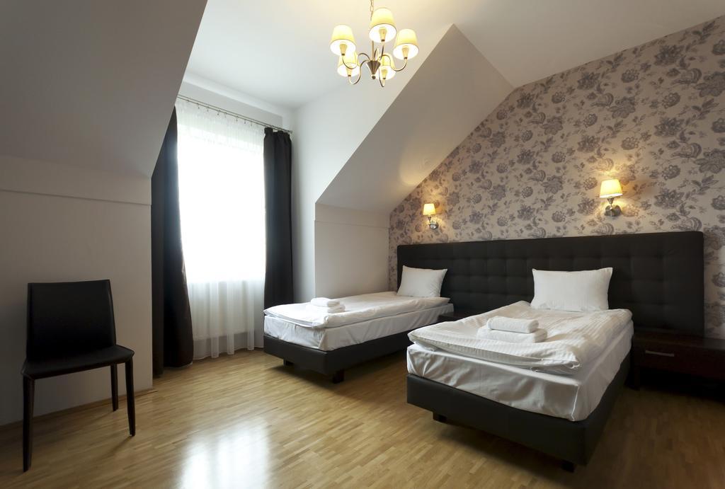 Hotel Oriza グドゥフ エクステリア 写真