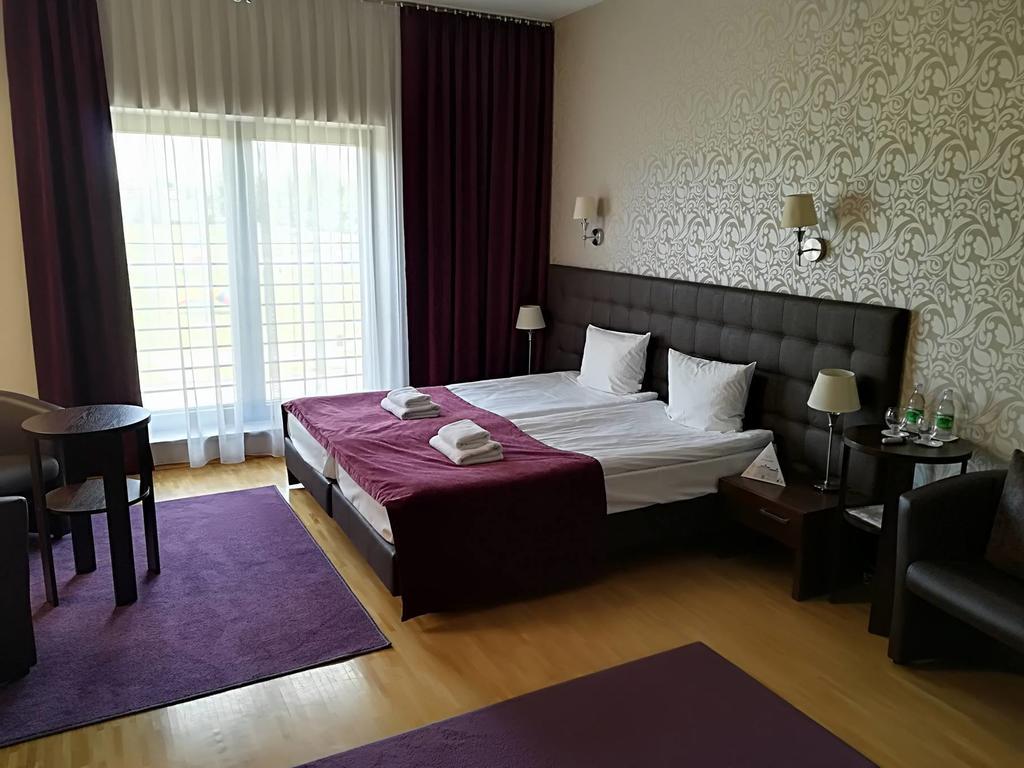 Hotel Oriza グドゥフ エクステリア 写真
