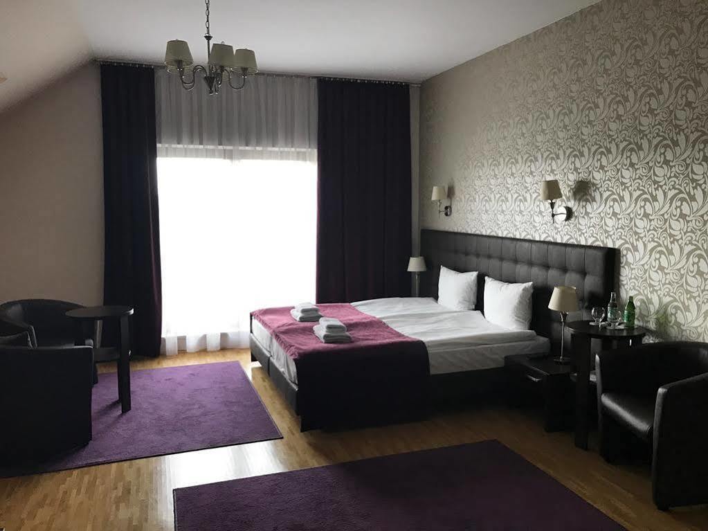 Hotel Oriza グドゥフ エクステリア 写真